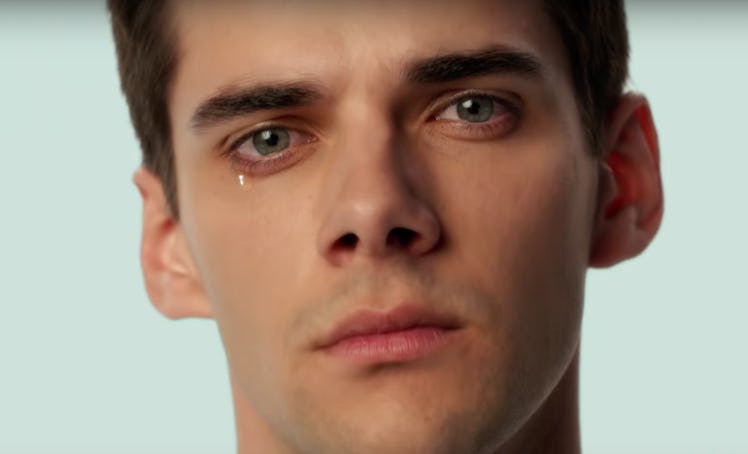 'Elite's Season 3 premiere date announcement teaser brings back all the teens.