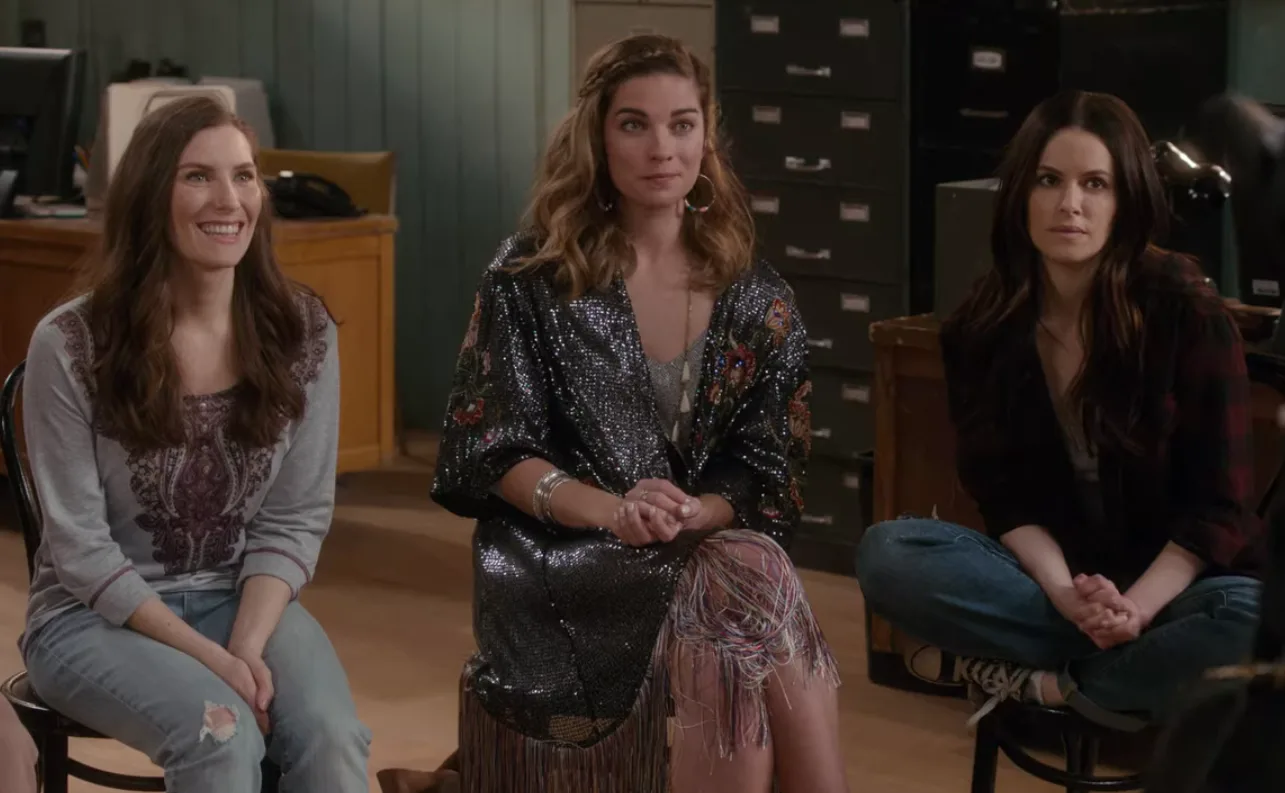 14 Stories Twyla From 'Schitt's Creek' Has Told About Her