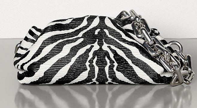 Chain Pouch in Zebra