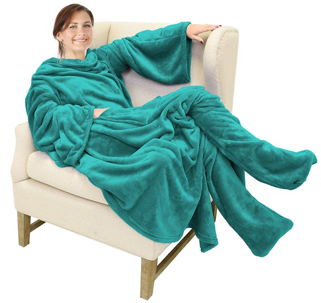 Catalonia Wearable Blanket with Sleeves and Foot Pockets