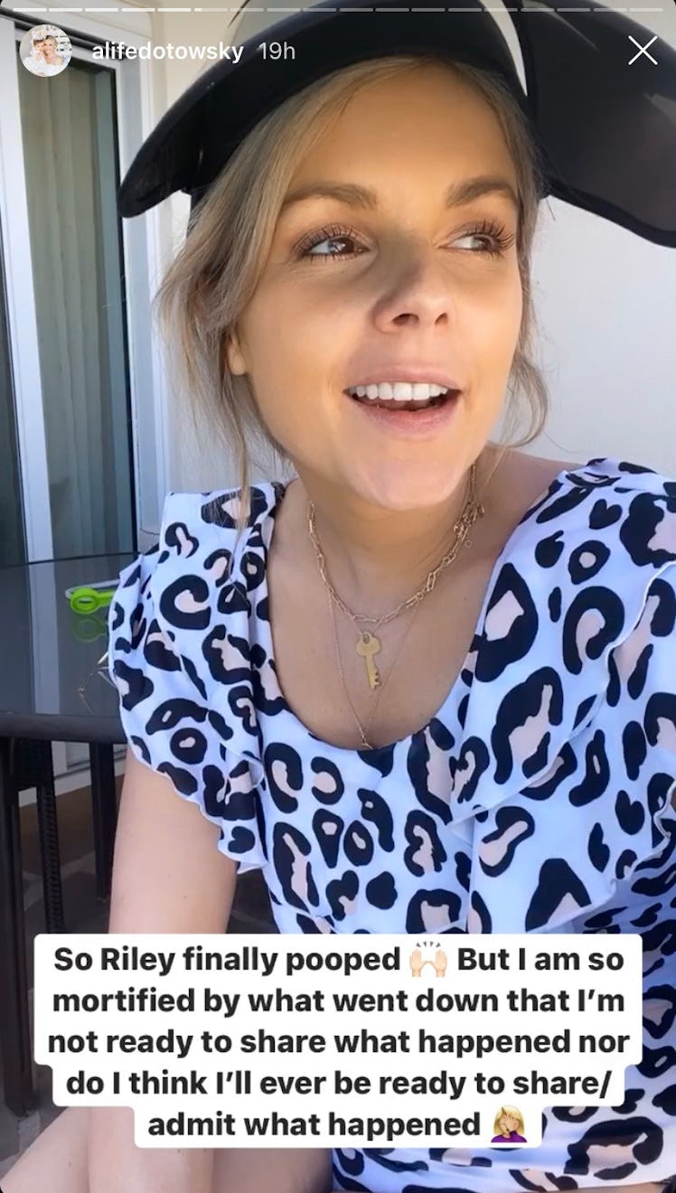 Ali Fedotowsky-Manno detailed a hilarious story about her toddler pooping in a resort pool on Instag...