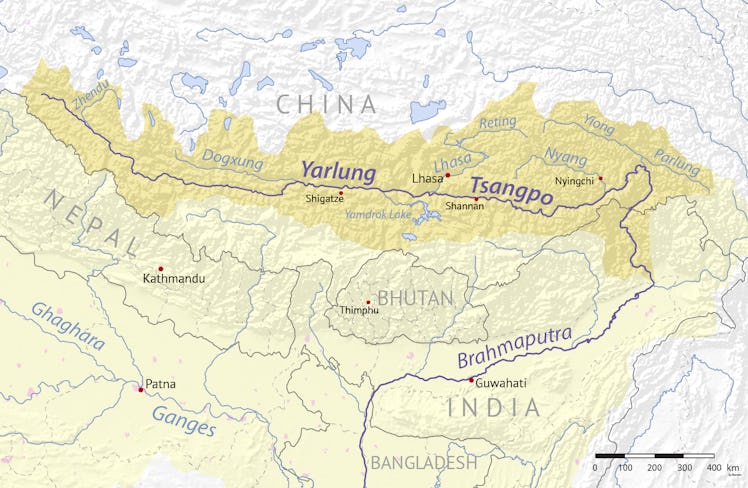 map showing Yalu Zangbu River in China 