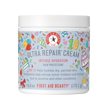 FIRST AID BEAUTY Limited Edition Facial Radiance Pads