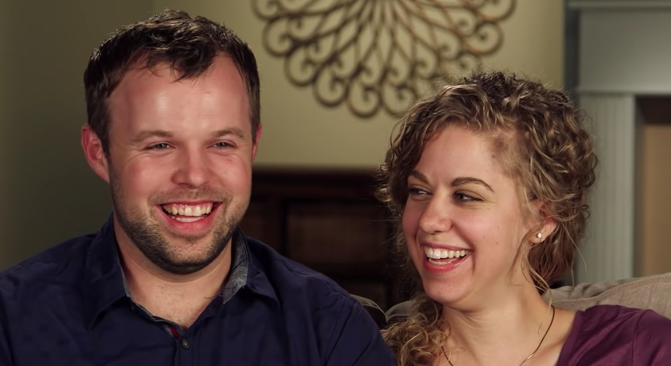 Jana Duggar baby sat her twin brother, John-David Duggar's newborn baby.