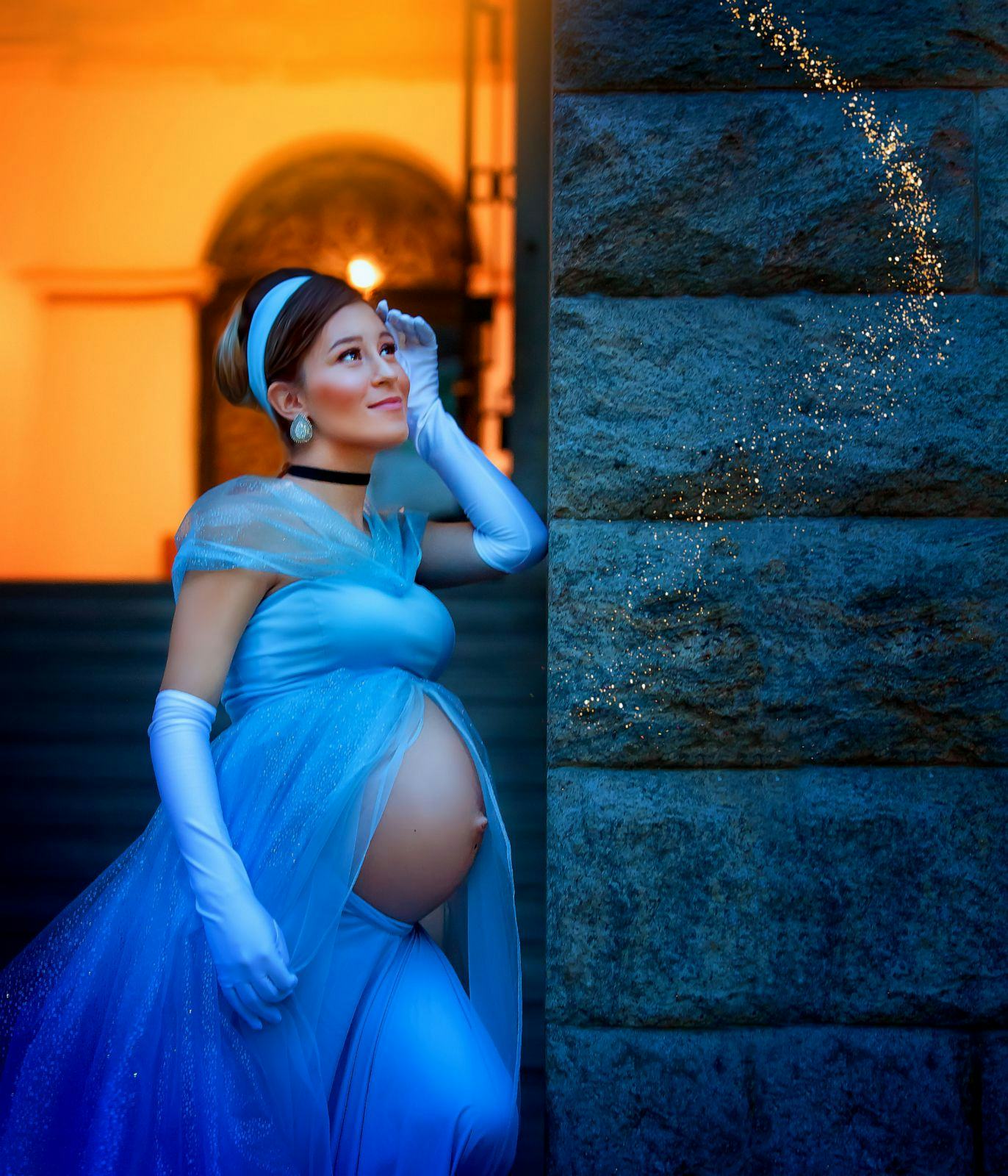 Photographer Turns Expecting Moms Into Disney Princesses — PHOTOS, image size:828x966