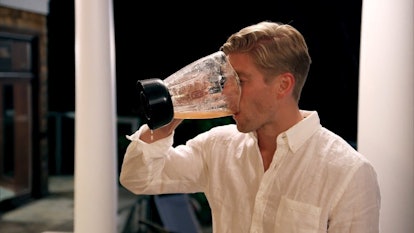 Kyle Cooke drinks frose straight from the blender in Summer House Season 3. 