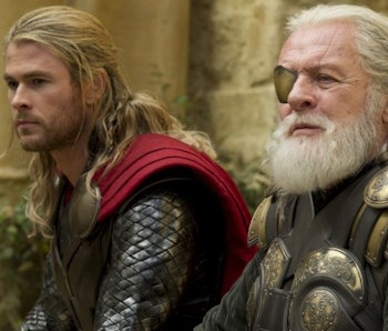 Avengers Endgame S Best Thor Twist Has A Wild Link To Ragnarok Deleted Scene