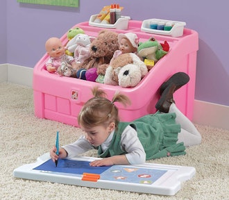 Step2 2-in-1 Toy Box & Art Lid 