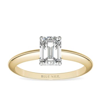 Classic Four Prong Solitaire Engagement Ring 18k Yellow Gold