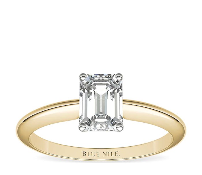 Classic Four Prong Solitaire Engagement Ring 18k Yellow Gold