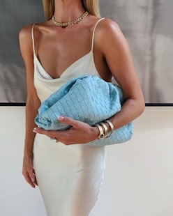 10 Bags Like Bottega Veneta's Pouch To Shop If You're A Fan Of The Pillow  Clutch Trend