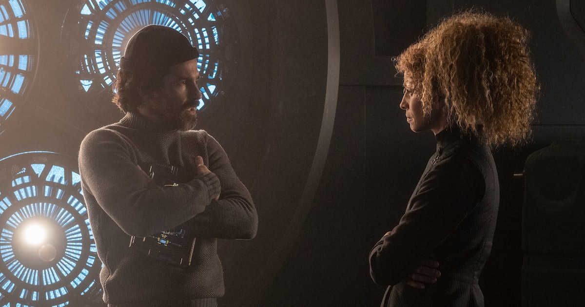 Picard Episode 8 Spoilers A Dune Tinged Speech Khan And 15 More Easter Eggs