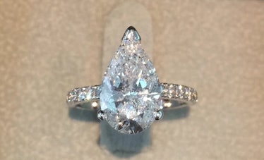3.5 Carat F VS2 Pear Cut Diamond Engagement Ring - 14K White Gold Ring