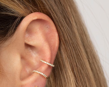Triumjewelry Tiny Gold Ear Cuff