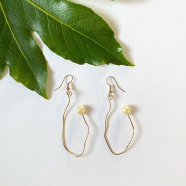 TheHumbleThrift Recycled Gold Plated Abstract Pearl Earrings