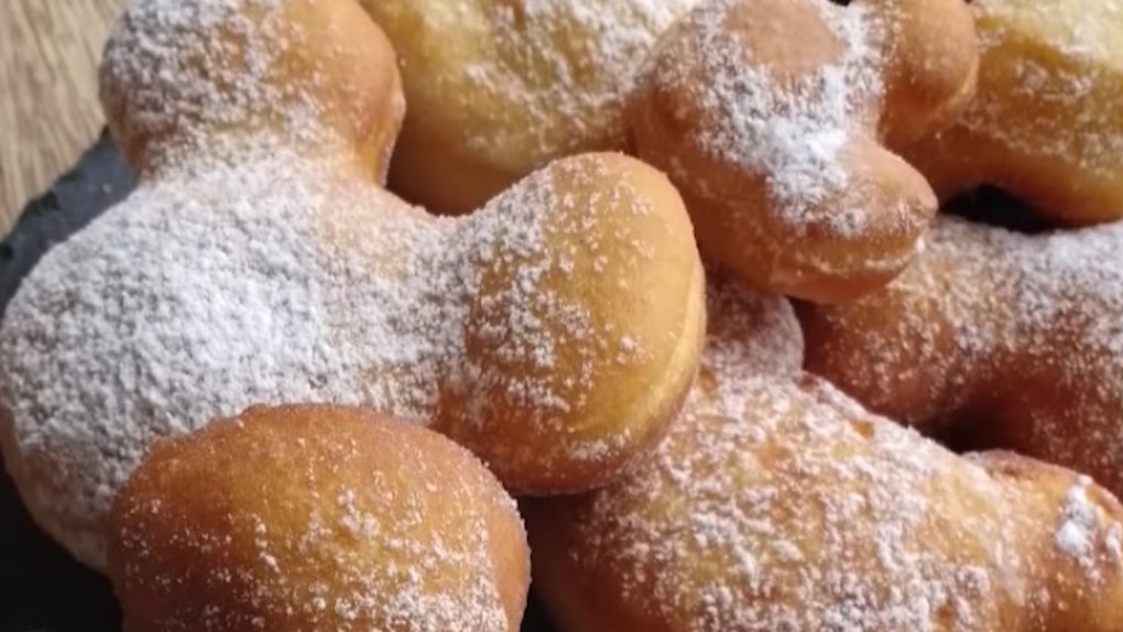 How To Make Disney Parks Desserts At Home To Satisfy Your Sweet Tooth