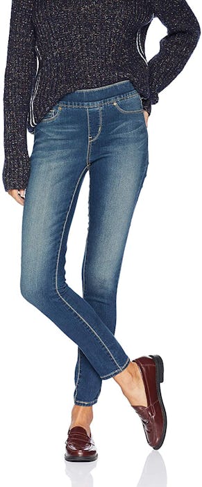 Signature by Levi Strauss & Co. Gold Label Women's Totally Shaping Pull-on Skinny Jeans
