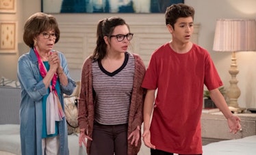 A video of the 'One Day at a Time' Season 4 premiere includes a dig at Netflix.