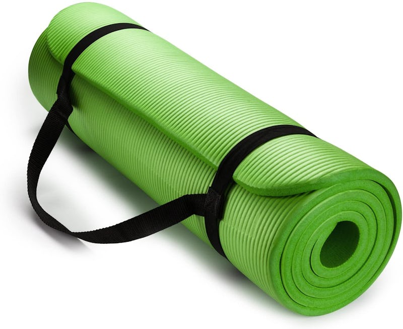 The 6 Best Yoga Mats For Beginners