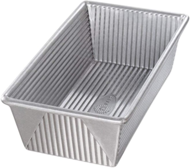 USA Pan Bakeware Aluminized Steel Loaf Pan (9 by 5 by 2.75 Inches) 