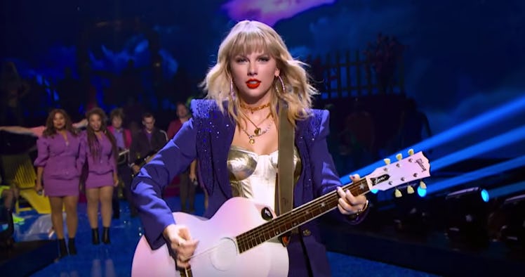 Taylor Swift tells her story in Netflix documentary "Miss Americana." 
