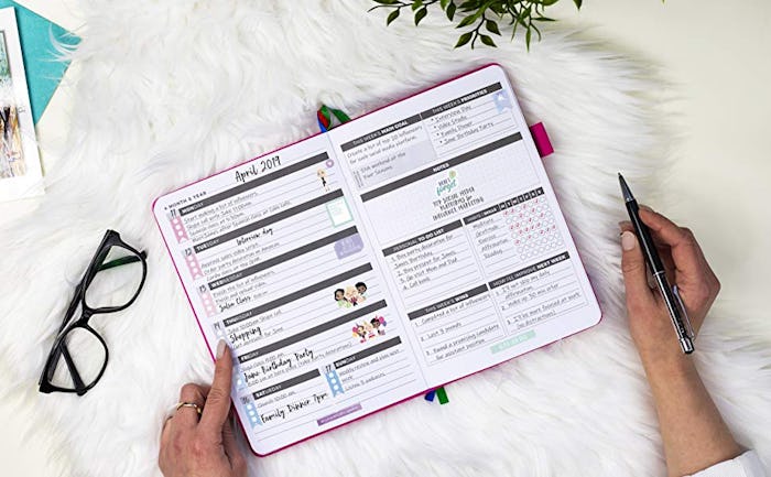 Clever Fox Non-Dated Weekly Planner