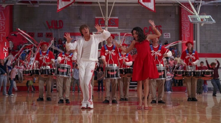 Zac Efron and Vanessa Hudgens dance to "We're All In This Together" From Disney Channel's 'High Scho...