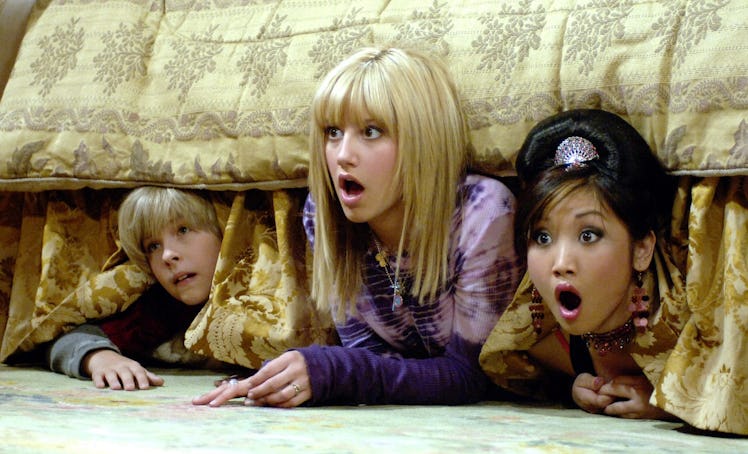 The 'Suite Life of Zack & Cody' 15-year anniversary got the cast to post sweet tributes.