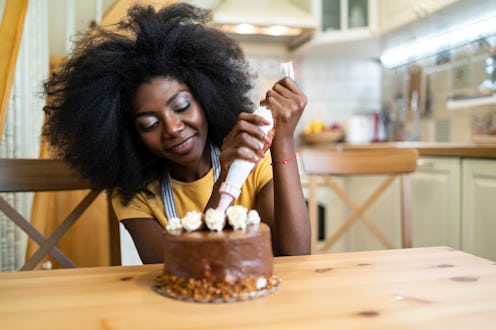 Chocolate cake and recipes for things to bake when you're bored.