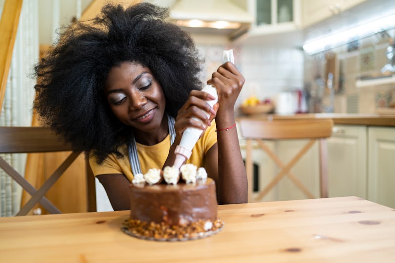 Chocolate cake and recipes for things to bake when you're bored.