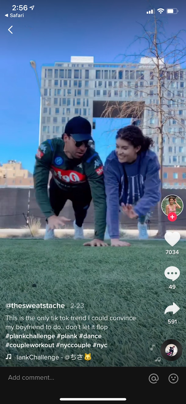 10 Tiktok Challenges For Couples That You Need To Try Out With Bae