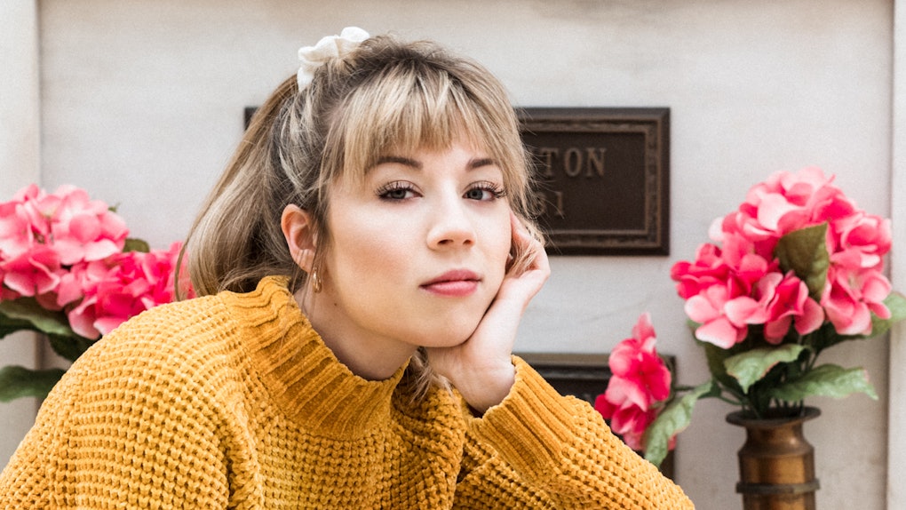 Jennette Mccurdy Upbringing Jennette McCurdy's One-Woman Show Reveals A New Side Of The Actress