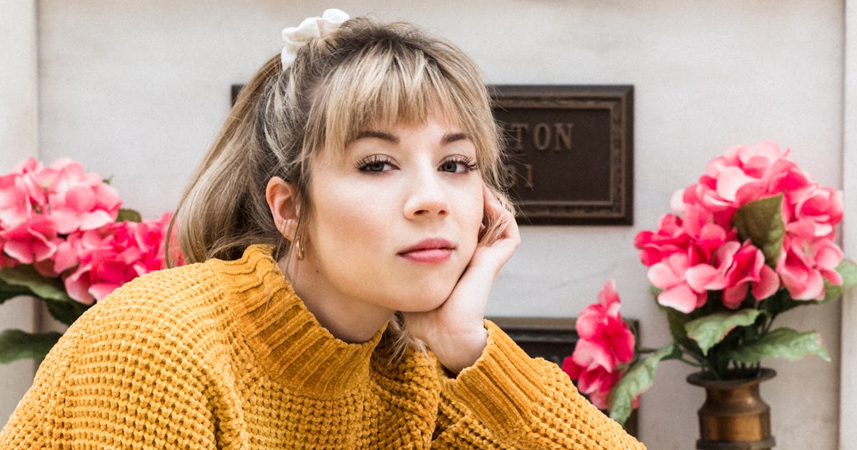 Jennette Mccurdy Shows Jennette McCurdy's One-Woman Show Reveals A New Side Of The Actress