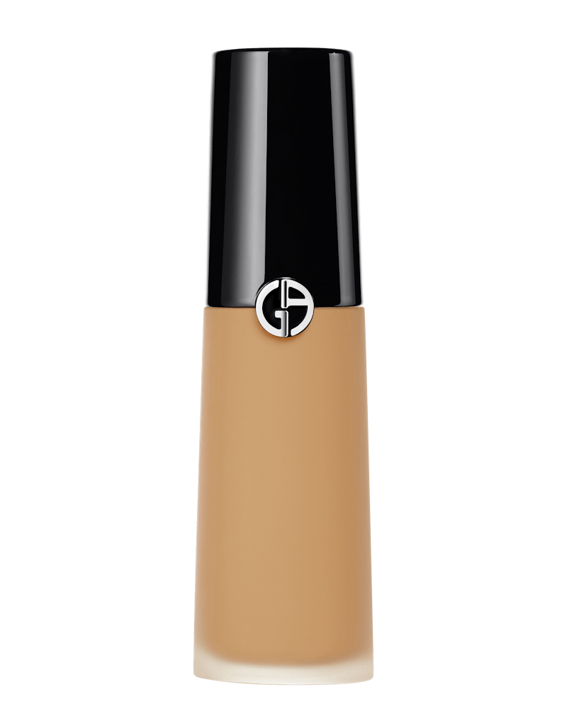 Armani Beauty's new Luminous Silk Concealer in bottle.