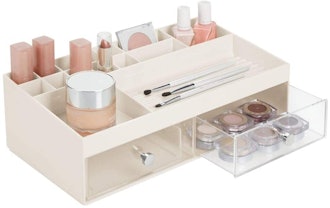 Plastic Makeup Storage Caddy Box 