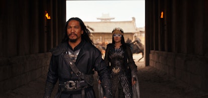 Jason Scott Lee and Gong Li in 'Mulan'