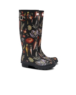 Beautiful black Wellington boots with a garden print.