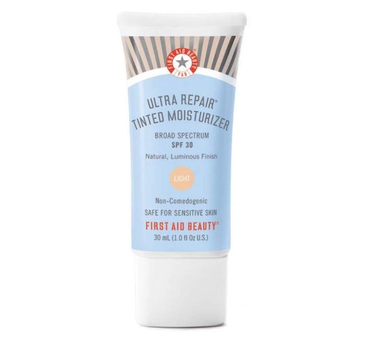 First Aid Beauty Ultra Repair Tinted Moisturizer 