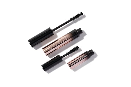 A full size and mini version of the new Anastasia Beverly Hills Lash Brag mascara