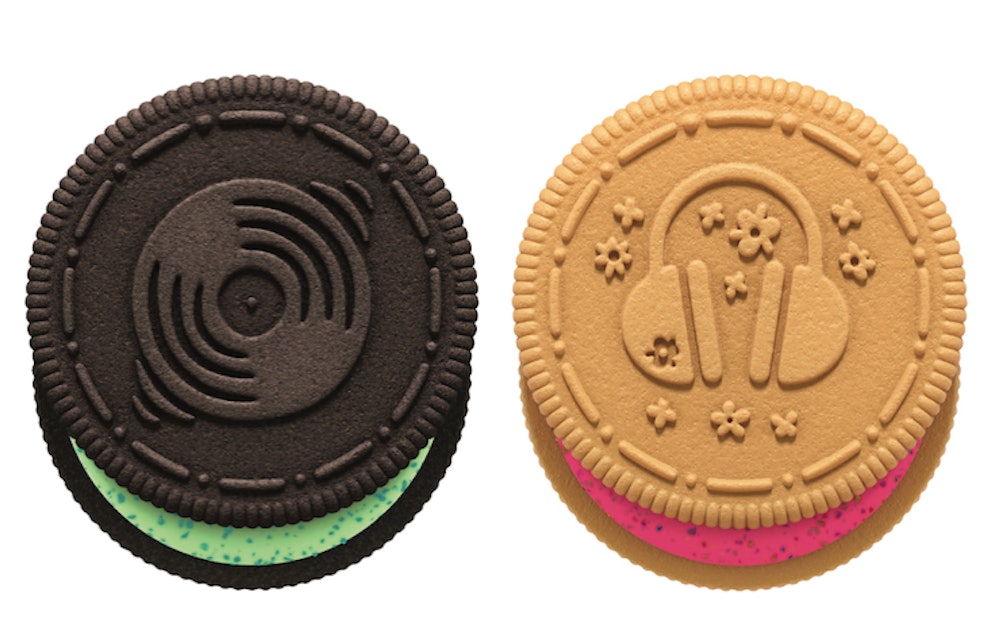 These New 'Trolls World Tour' Oreo Cookies Feature Bright Pink & Green ...
