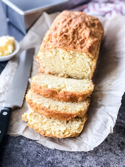 15 Bread Recipes Without Yeast For When You Just *Need* To Bake