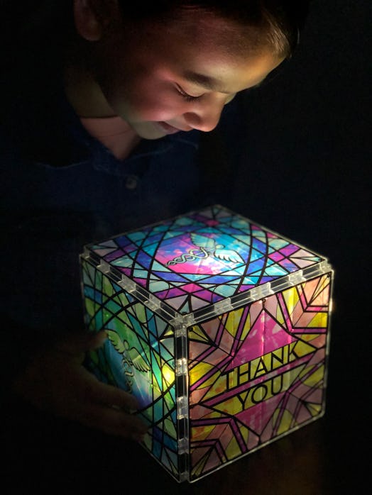 Luminary Magna-Tiles to help healthcare workers