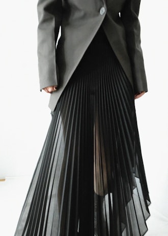 Black Spacer Sliced Pleated Skirt