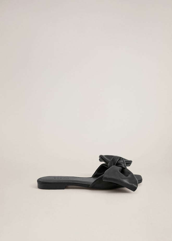 Knot Flat Sandal