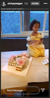 Chrissy Teigen made her daughter, Luna, the sweetest birthday cake in the shape of a 4.
