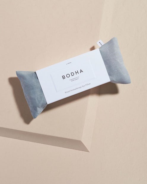 Bodha's aromatherapy eye pillow is the perfect relaxing Mother's Day beauty gift