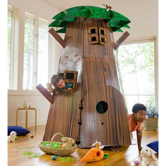 Big Tree Fort Play House