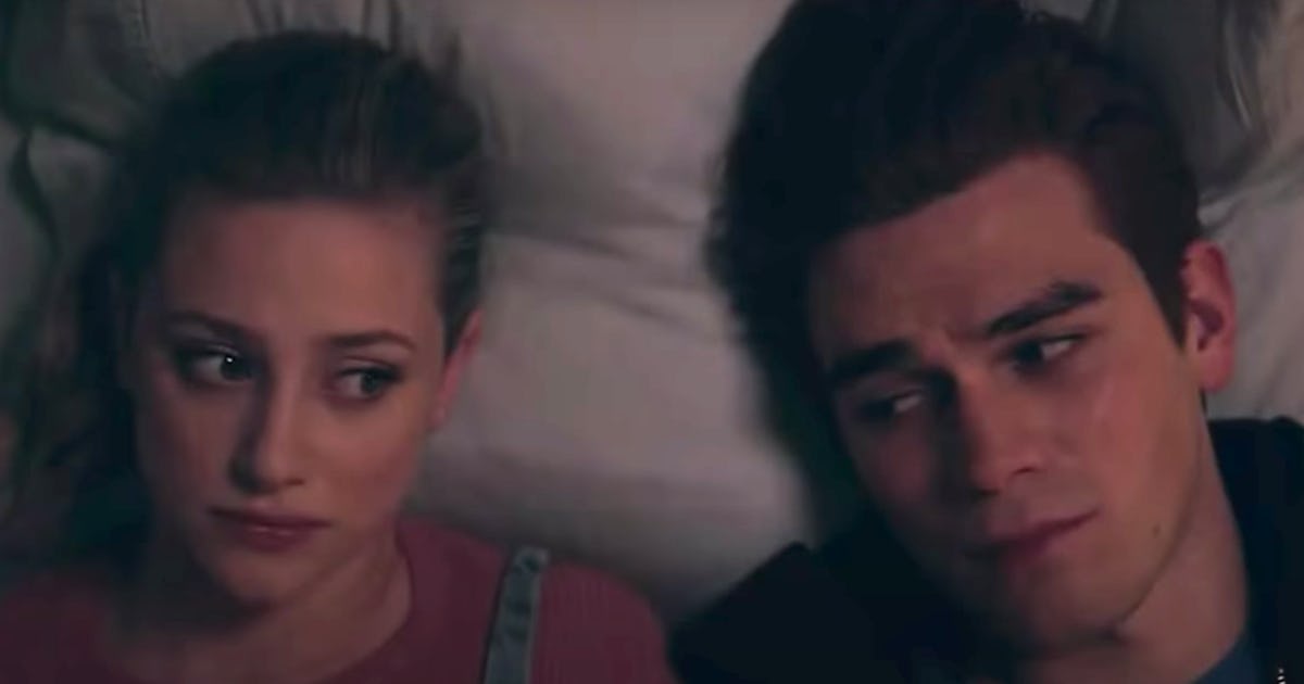 4x18 shop riverdale streaming