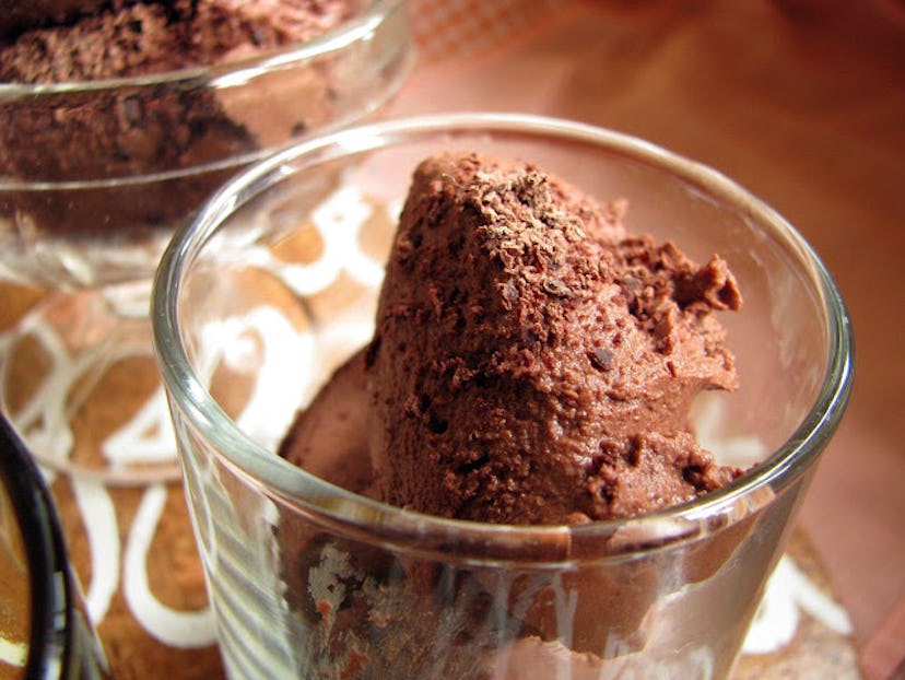 This chocolate tofu mousse is great to bake when you don't have milk.