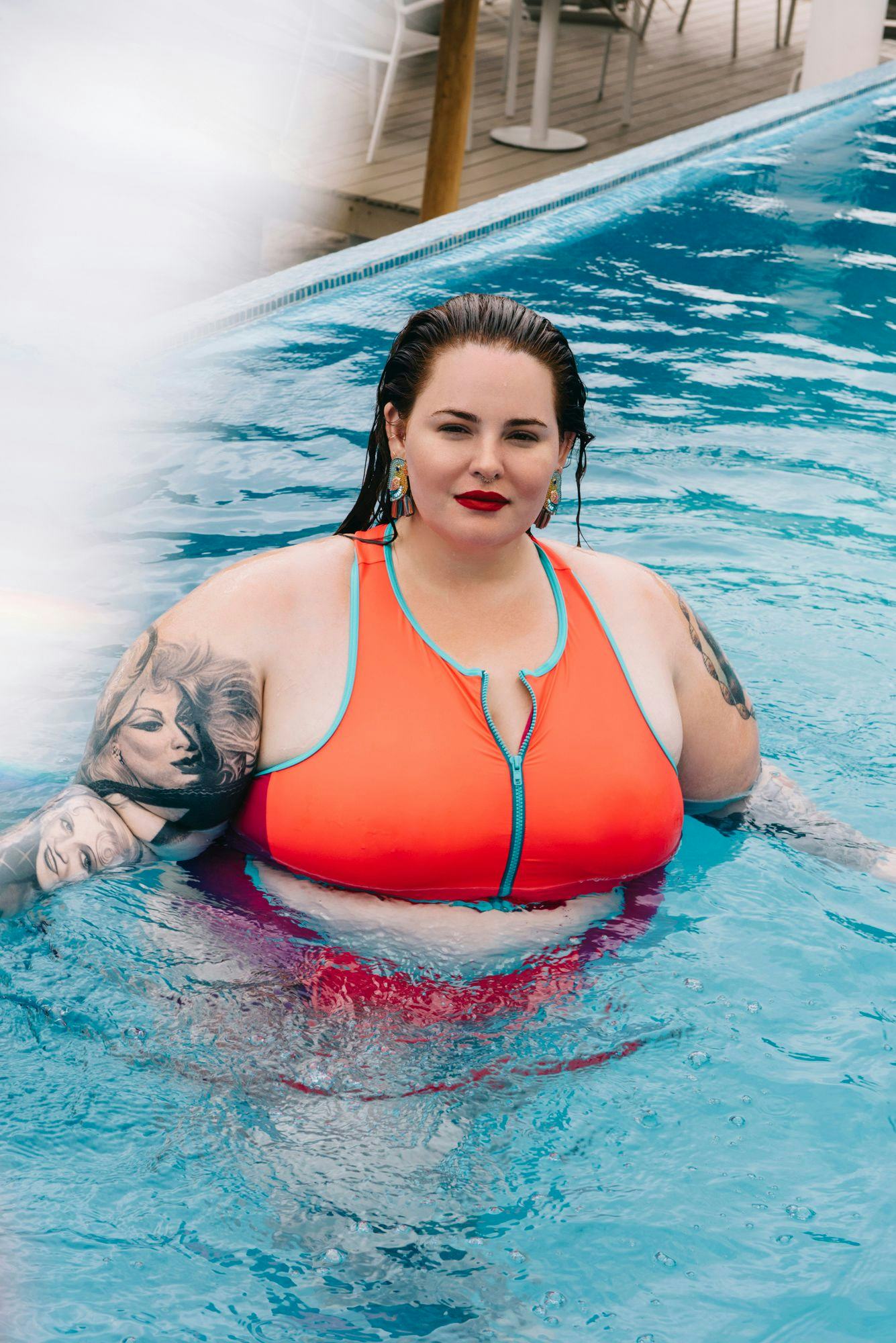 tess holliday bathing suit